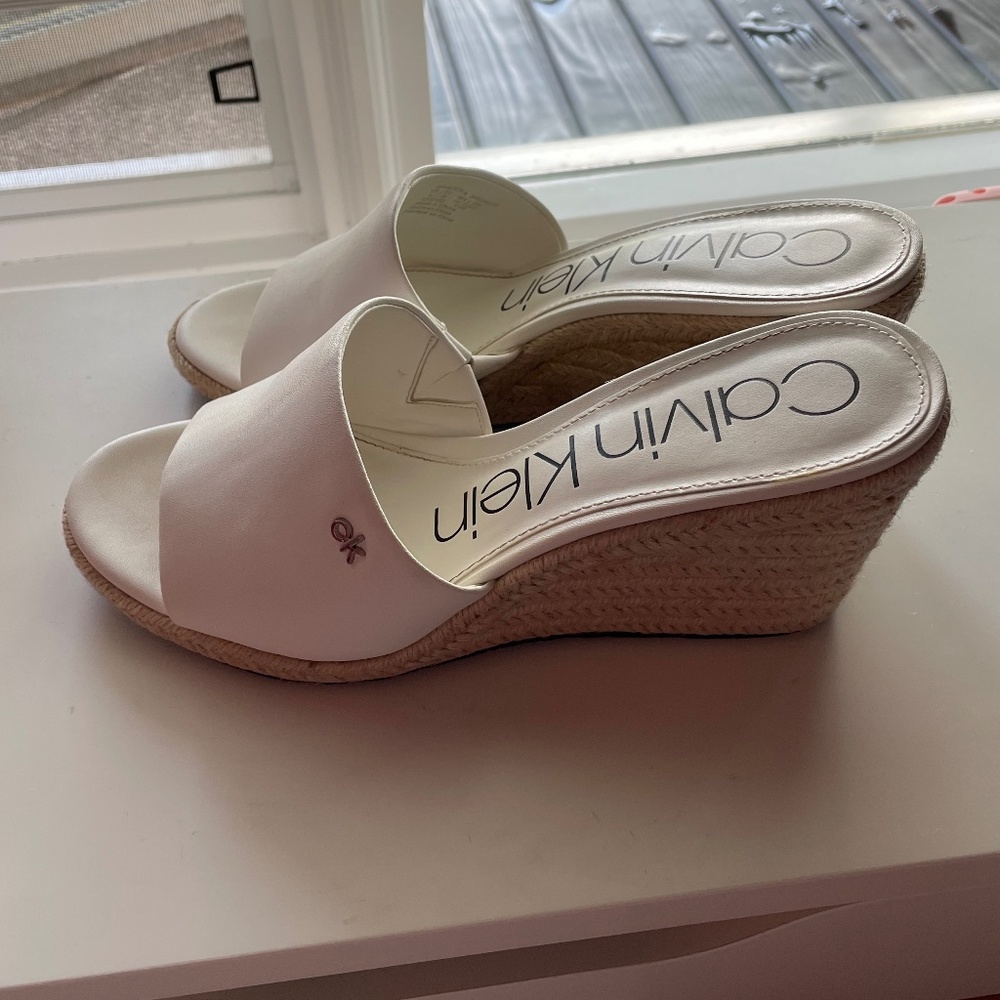 Calvin Klein White Wedges